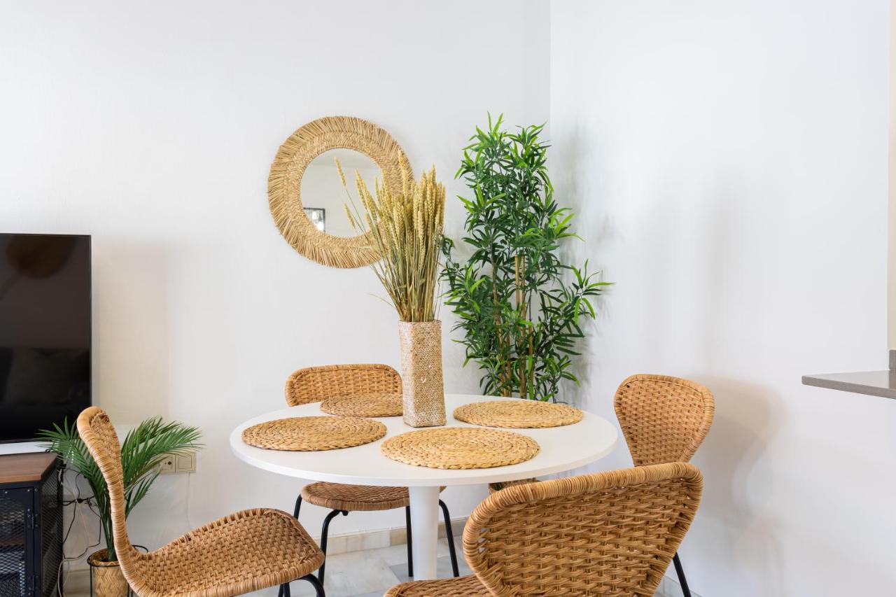 Holidays2malaga Olletas 2 Bedrooms & 2 Bathrooms With Patio Leilighet Málaga